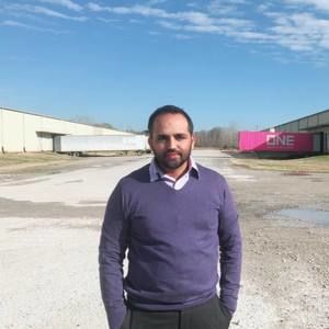 Meet your Posher, Haresh